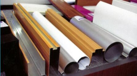 U型⽅管天花系列