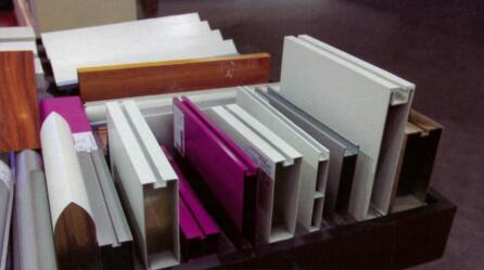 U型⽅管天花系列